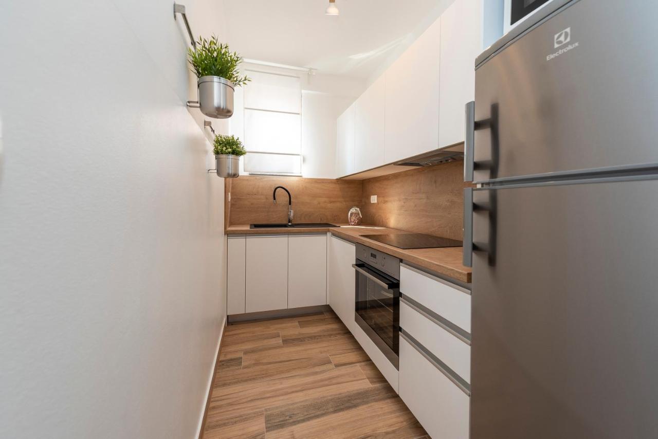 Luxury Apartments - La Vir 1 & 2 Kültér fotó